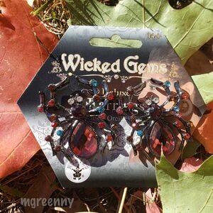 Wicked Gems Halloween Spider Earrings